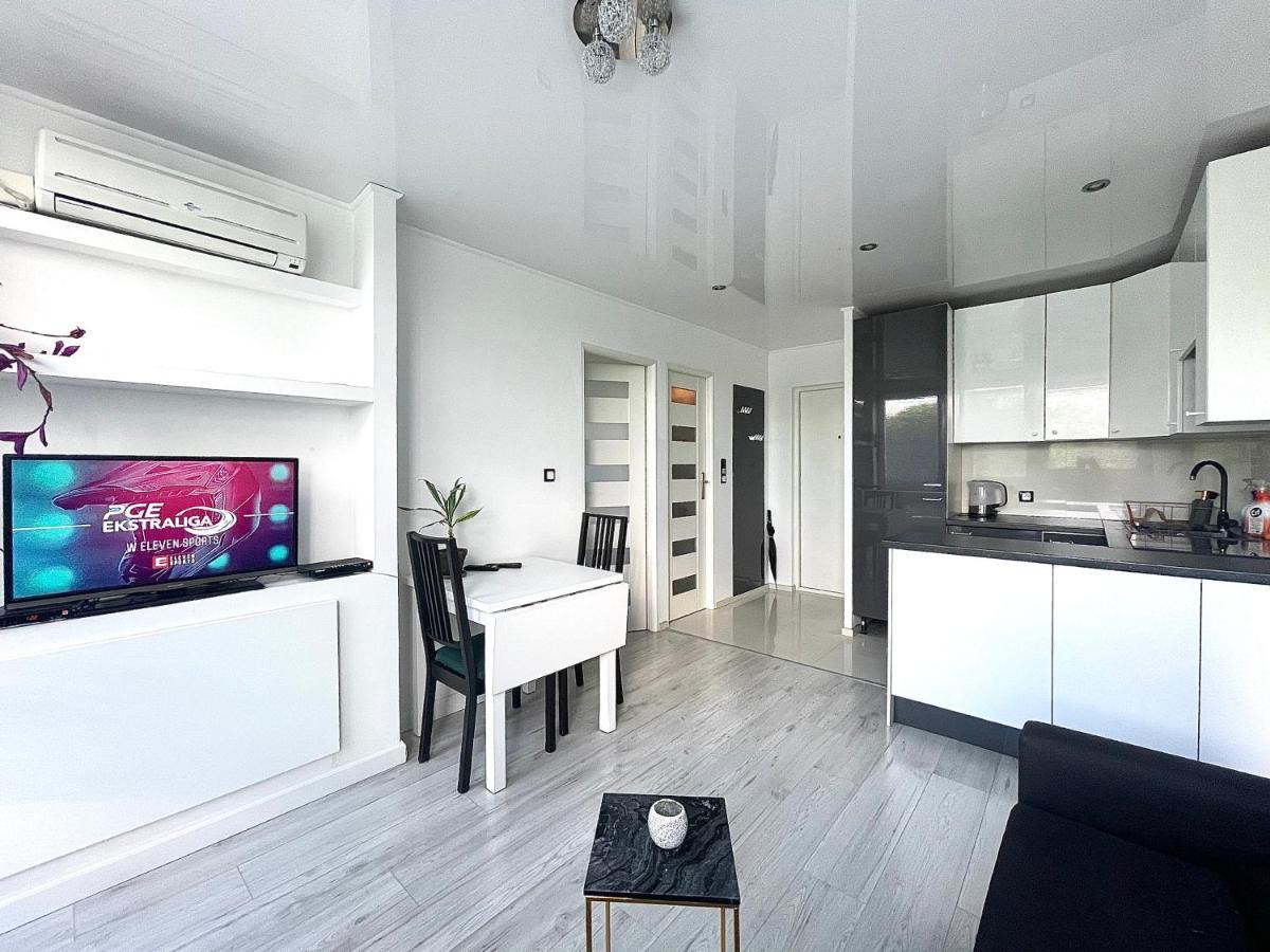 Sasi - Cozy Apartment For 6 People In Centre Varşova Dış mekan fotoğraf