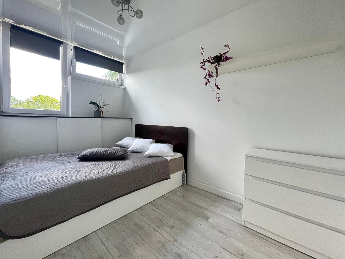 Sasi - Cozy Apartment For 6 People In Centre Varşova Dış mekan fotoğraf